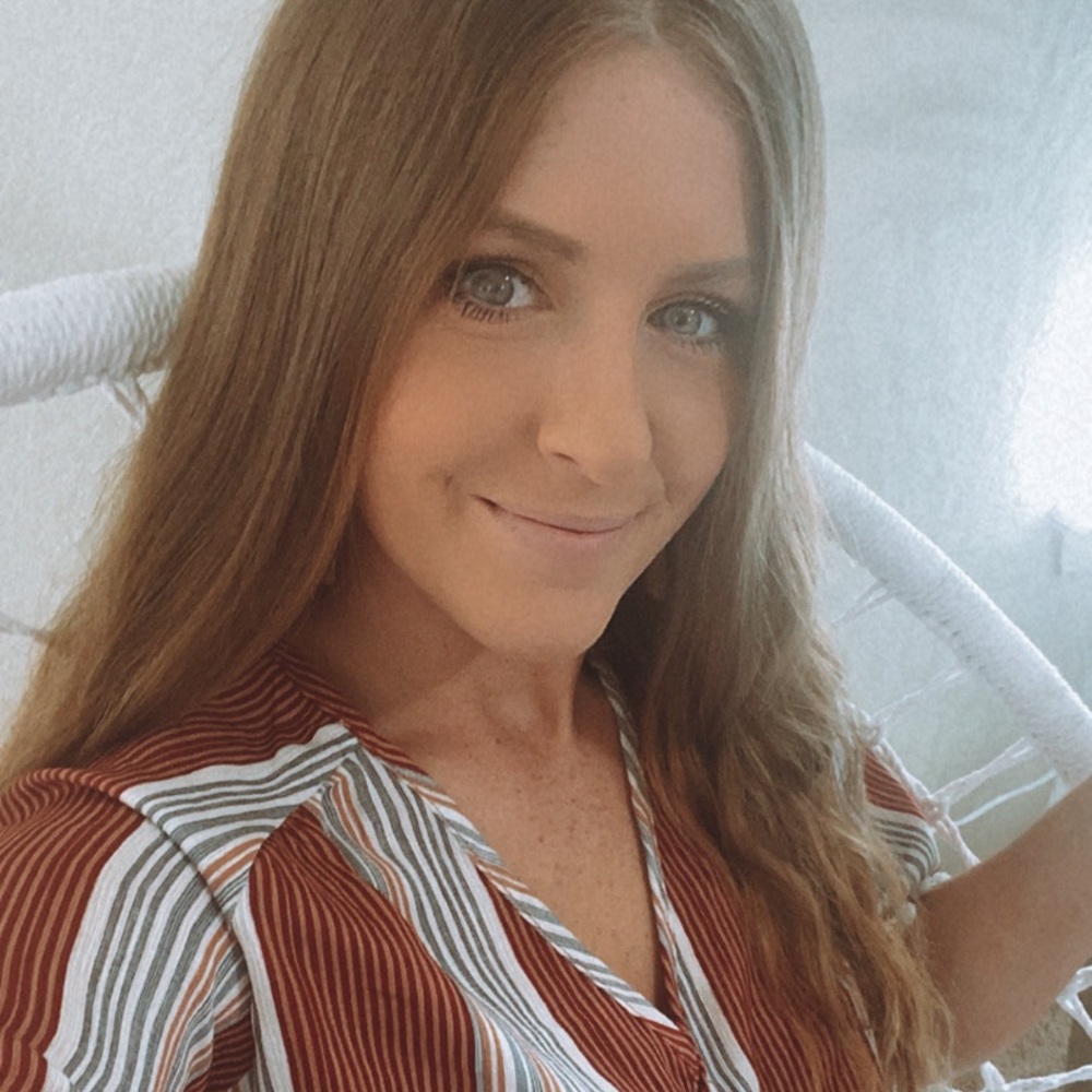 Meet your Posher, Carissa